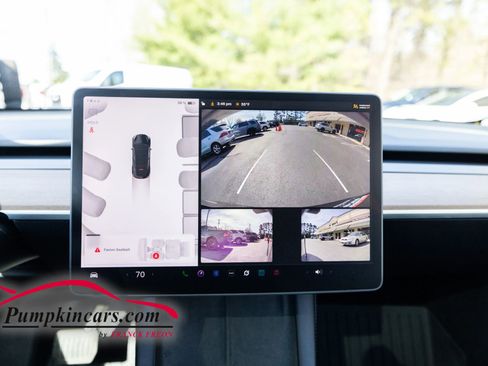 Used 2022 Tesla Model Y Long Range image 33