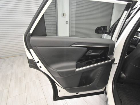 Used 2023 Toyota bZ4X AWD w/ Weather Package image 17