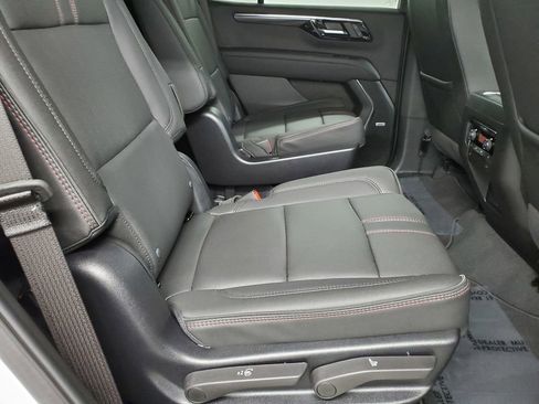 Used 2025 Chevrolet Tahoe RST w/ Comfort Package image 21