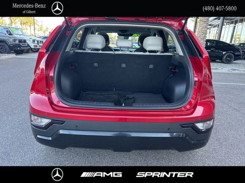 Used 2023 Kia Niro EX FWD image 5