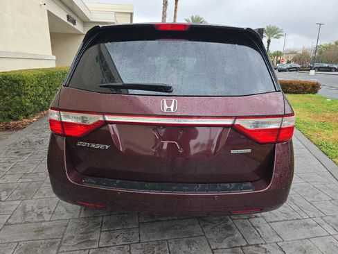 Used 2011 Honda Odyssey Touring image 5