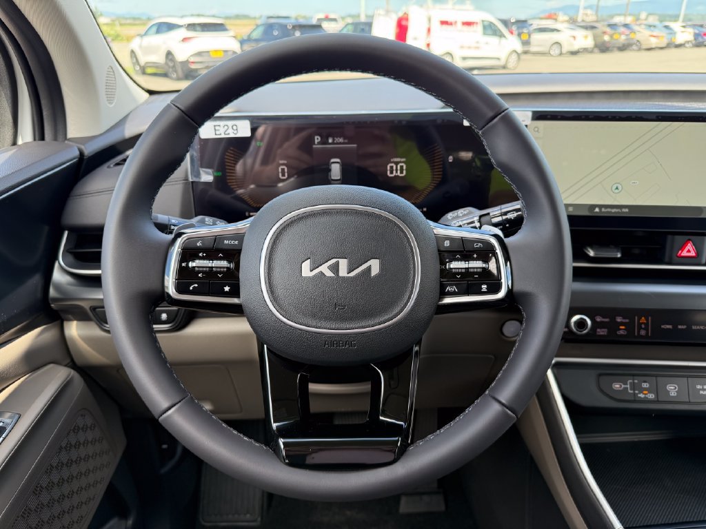 New 2026 Kia Carnival LXS FWD image 22