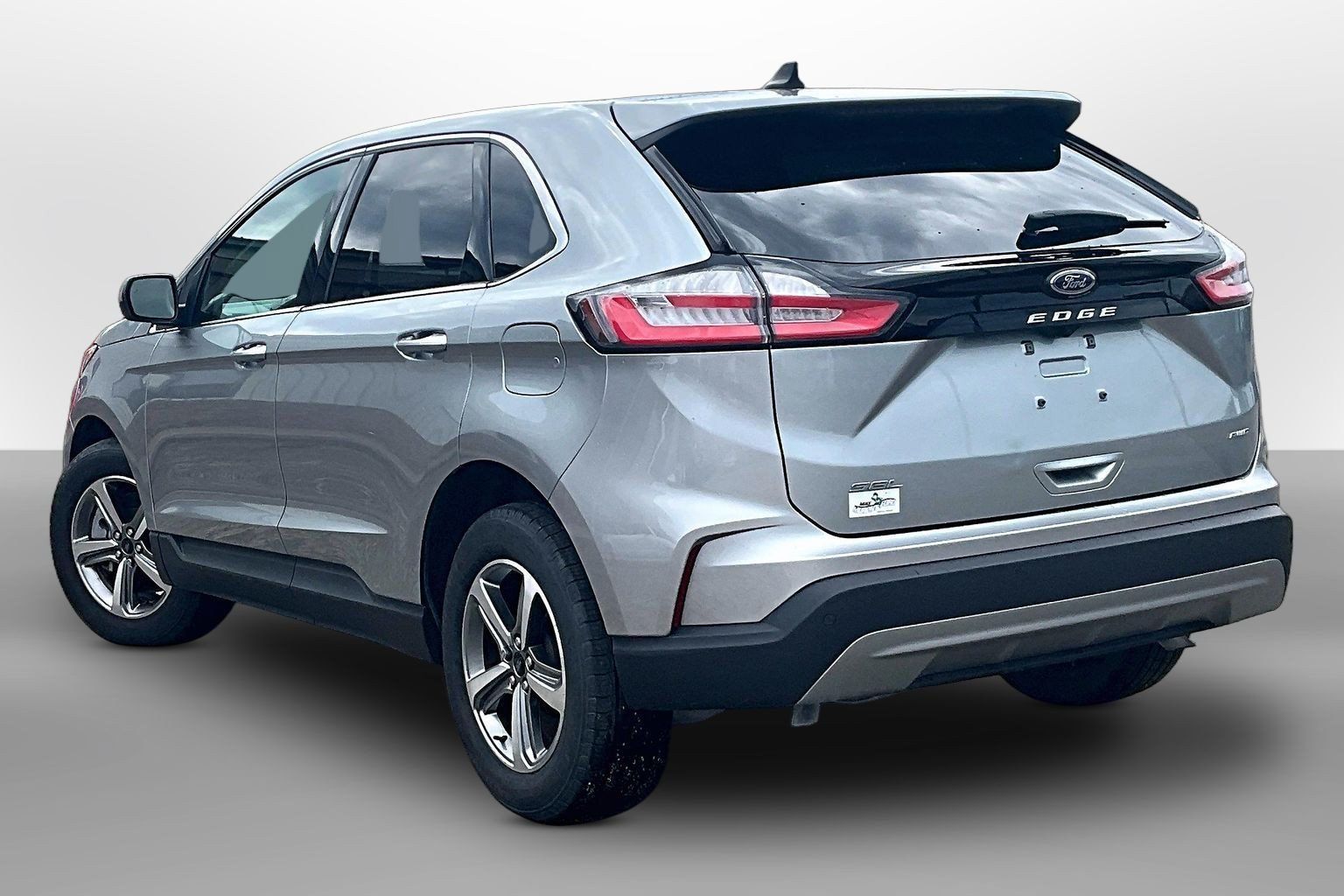 Used 2024 Ford Edge SEL w/ Convenience Package AWD/4WD image 10