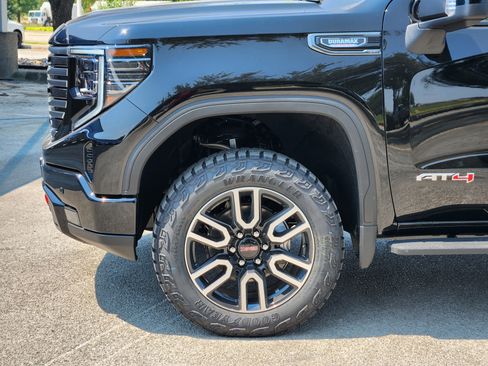 New 2026 GMC Sierra 1500 AT4 w/ AT4 Premium Package image 5