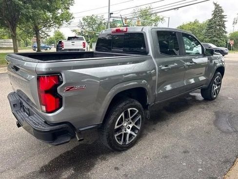 Used 2023 Chevrolet Colorado Z71 w/ Advanced Trailering Package AWD/4WD image 8