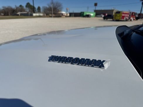 Used 2024 Chevrolet Silverado 1500 Custom image 6