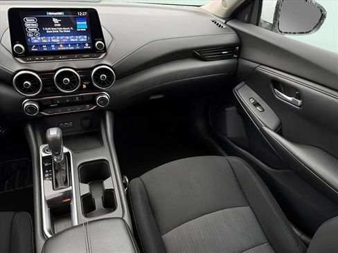 Used 2022 Nissan Sentra SV image 14