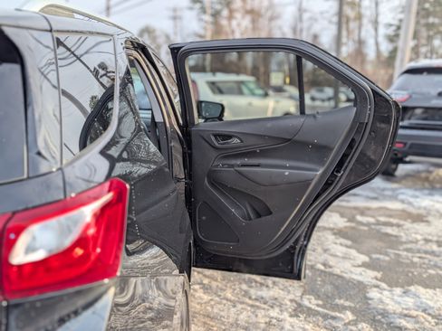 Used 2021 Chevrolet Equinox LT image 42