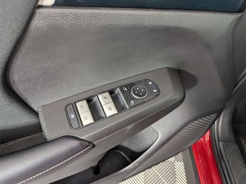 Used 2022 Mitsubishi Outlander ES image 19