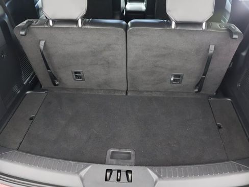 Used 2023 Ford Explorer XLT w/ Equipment Group 202A image 21