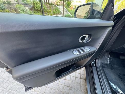 Used 2023 Hyundai Ioniq 5 SE image 38
