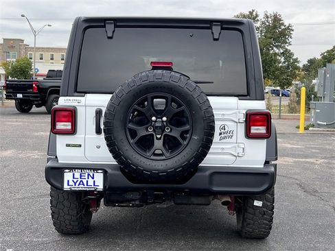 Used 2023 Jeep Wrangler Unlimited Sport image 14