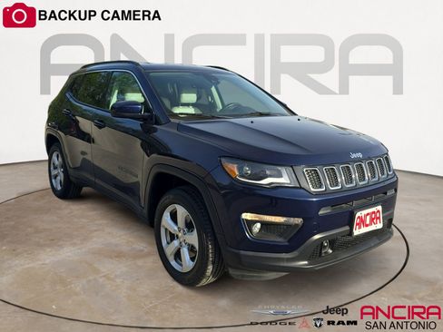 Used 2017 Jeep Compass Latitude w/ Popular Equipment Group image 1