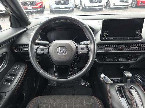 Used 2023 Honda HR-V Sport image 14