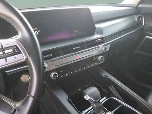 Used 2023 Kia Telluride LX image 26