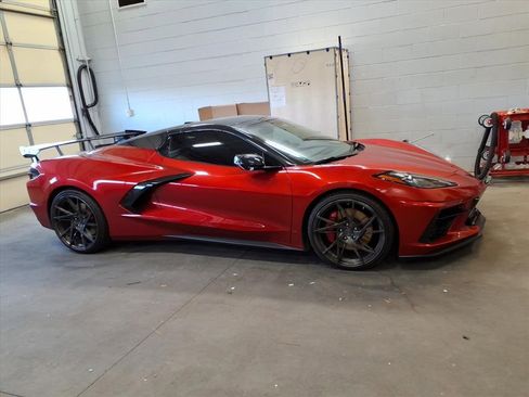 Used 2022 Chevrolet Corvette Stingray Premium Conv w/ Z51 Performance Package image 2