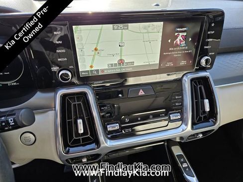 Certified 2023 Kia Sorento SX Prestige w/ Panoramic Sunroof Package image 25