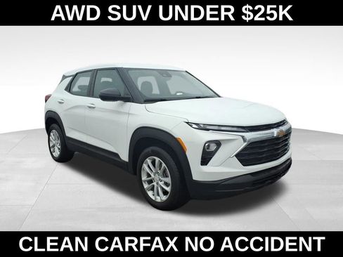 Used 2024 Chevrolet TrailBlazer LS image 1