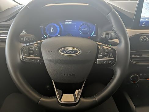 Certified 2022 Ford Escape SEL w/ Technology Package image 12