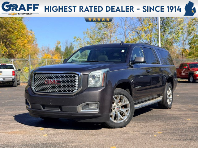 Used 2015 GMC Yukon XL SLT w/ Open Road Package AWD/4WD image 1