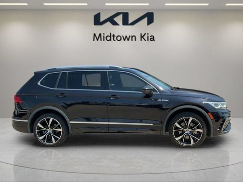 Used 2022 Volkswagen Tiguan SEL R-Line AWD/4WD image 2