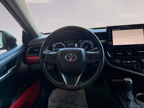 Used 2021 Toyota Camry XSE image 12