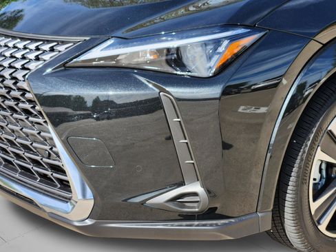 New 2026 Lexus UX 300h FWD image 19