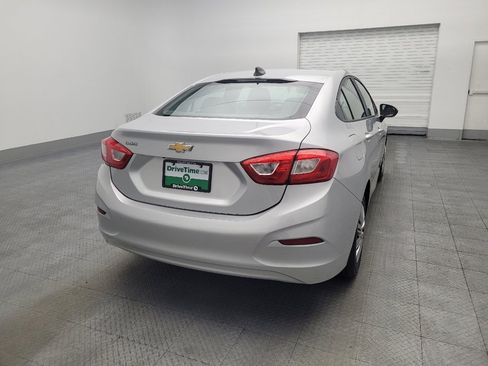 Used 2017 Chevrolet Cruze LS image 7