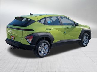 New 2026 Hyundai Kona SE video 2