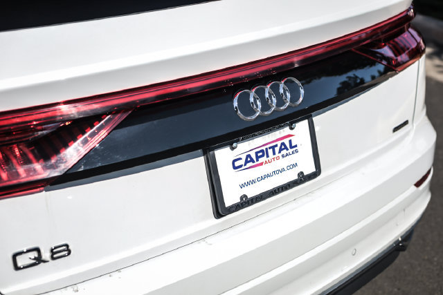Used 2019 Audi Q8 Premium w/ Convenience Package AWD/4WD image 28