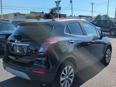 Used 2020 Buick Encore Preferred FWD image 5