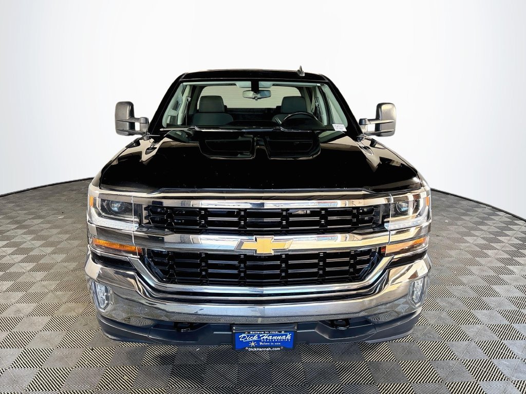 Used 2018 Chevrolet Silverado 1500 LT w/ All Star Edition AWD/4WD image 3