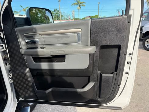 Used 2016 RAM 5500 Tradesman w/ Power Accessory Group AWD/4WD image 17
