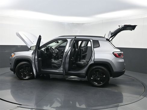 Used 2019 Jeep Compass Latitude w/ Popular Equipment Group image 36