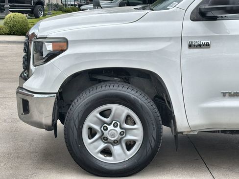 Used 2021 Toyota Tundra SR5 AWD/4WD image 10