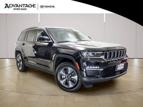 Used 2022 Jeep Grand Cherokee Limited 4xe AWD/4WD image 2