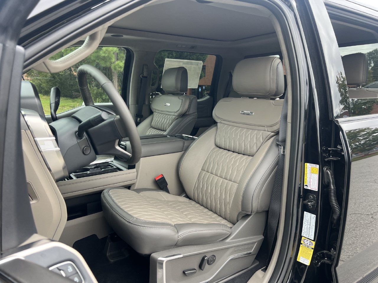 New 2026 Ford F450 Platinum w/ Platinum Plus Package AWD/4WD image 19