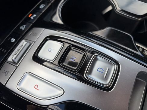 Certified 2024 Hyundai Tucson Limited image 19