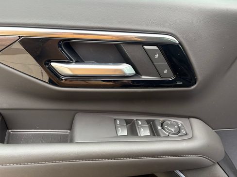 New 2026 Chevrolet Tahoe LS w/ LS Custom Edition AWD/4WD image 14