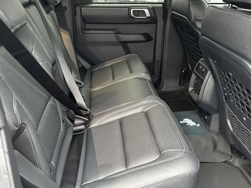 New 2025 Ford Bronco Badlands image 15