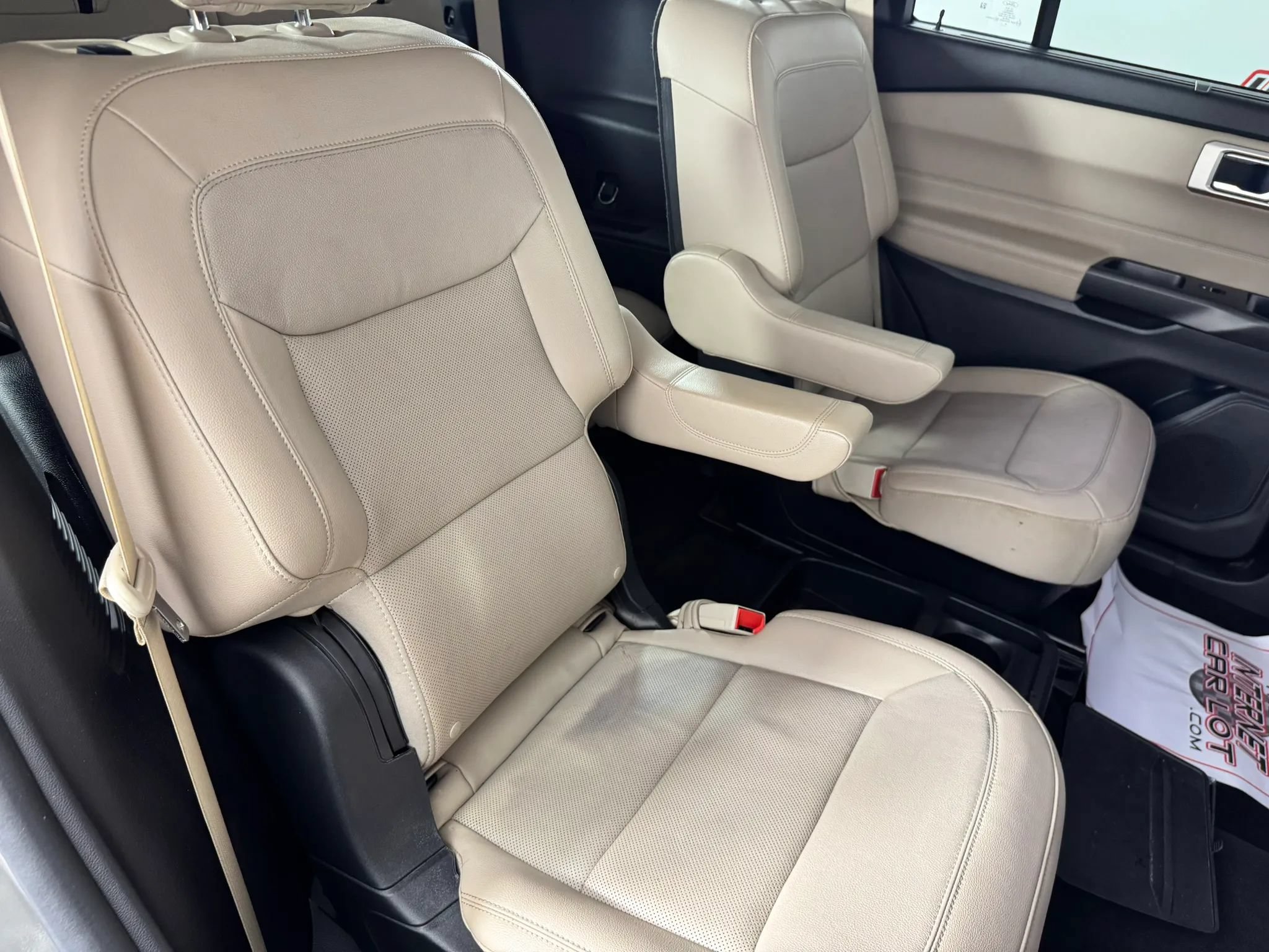 Used 2020 Ford Explorer Limited AWD/4WD image 38