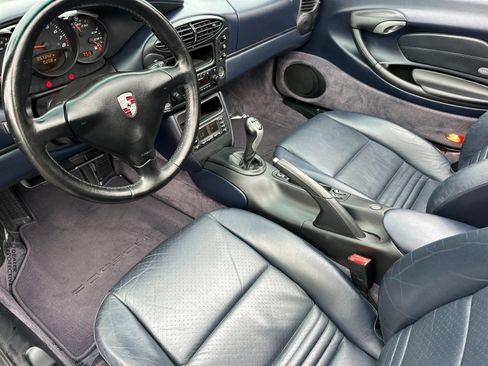 Used 2002 Porsche Boxster RWD image 10