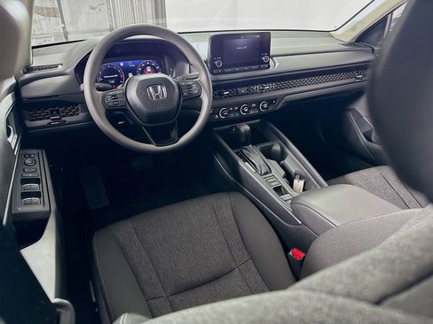 Used 2025 Honda Accord SE image 20