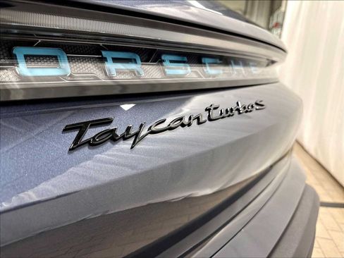 Used 2024 Porsche Taycan Turbo S AWD/4WD image 33