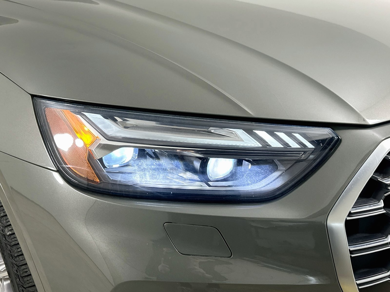 Certified 2023 Audi SQ5 Prestige w/ Prestige Package AWD/4WD image 9