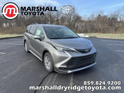 New 2026 Toyota Sienna LE