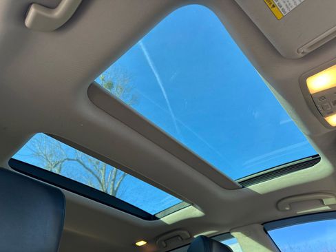 Used 2010 Nissan Murano LE w/ Navigation Pkg image 7