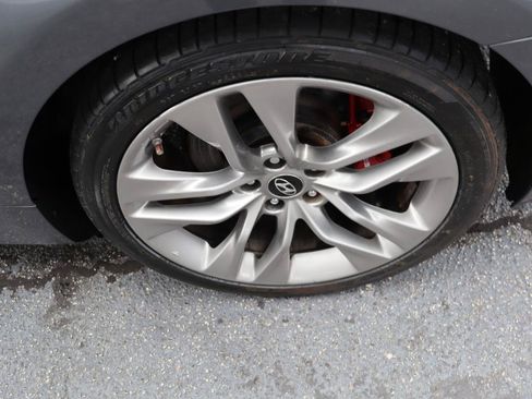 Used 2015 Hyundai Genesis 3.8 RWD image 22