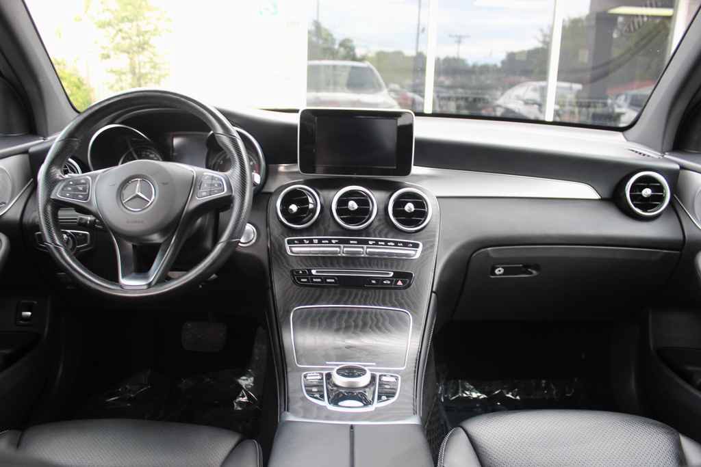 Used 2019 Mercedes-Benz GLC 300 4MATIC image 27