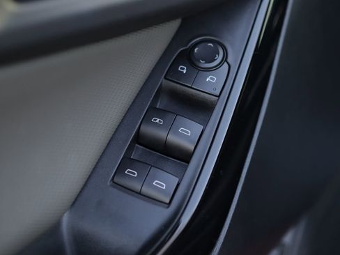 Used 2025 Chevrolet Equinox LT w/ Convenience Package II image 25